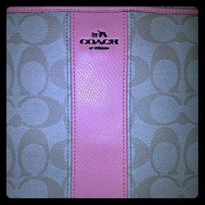 Authentic Coach crossbody